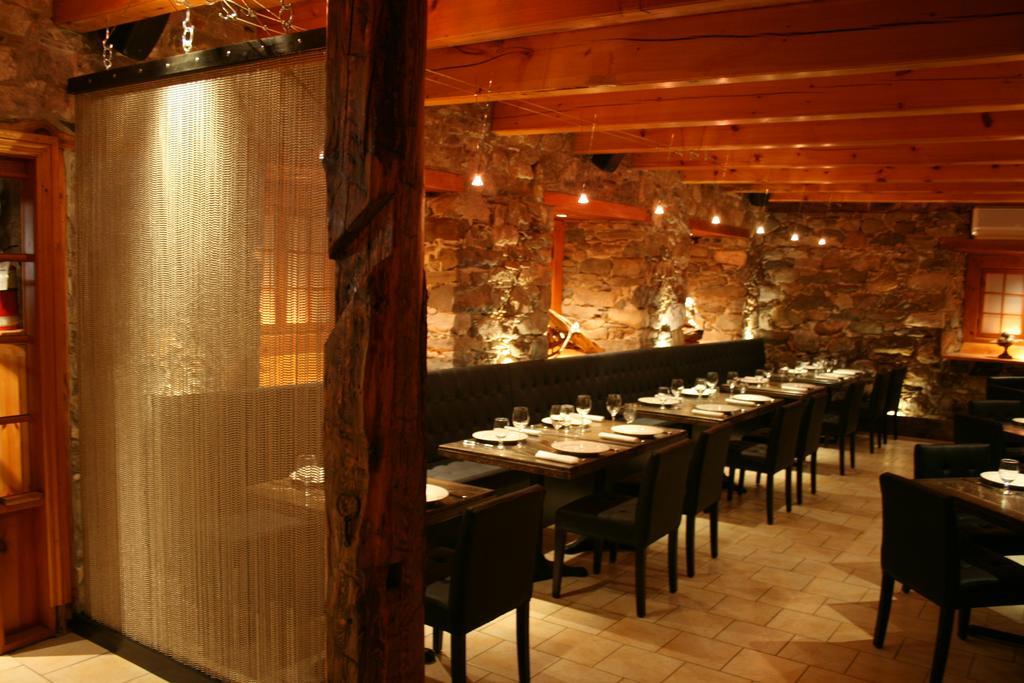 Отель Manoir Ramezay Marieville Экстерьер фото